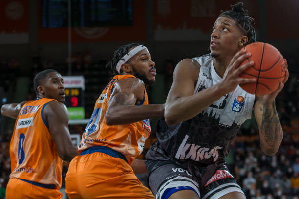 住了火箭的 住了火箭的