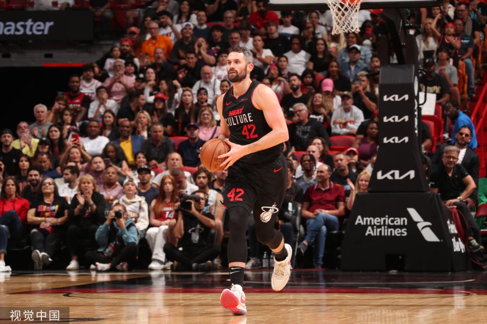 爱足球的青 爱足球的青